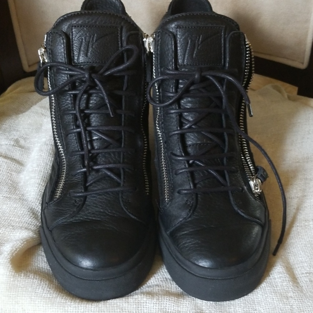 Giuseppe zanotti Design